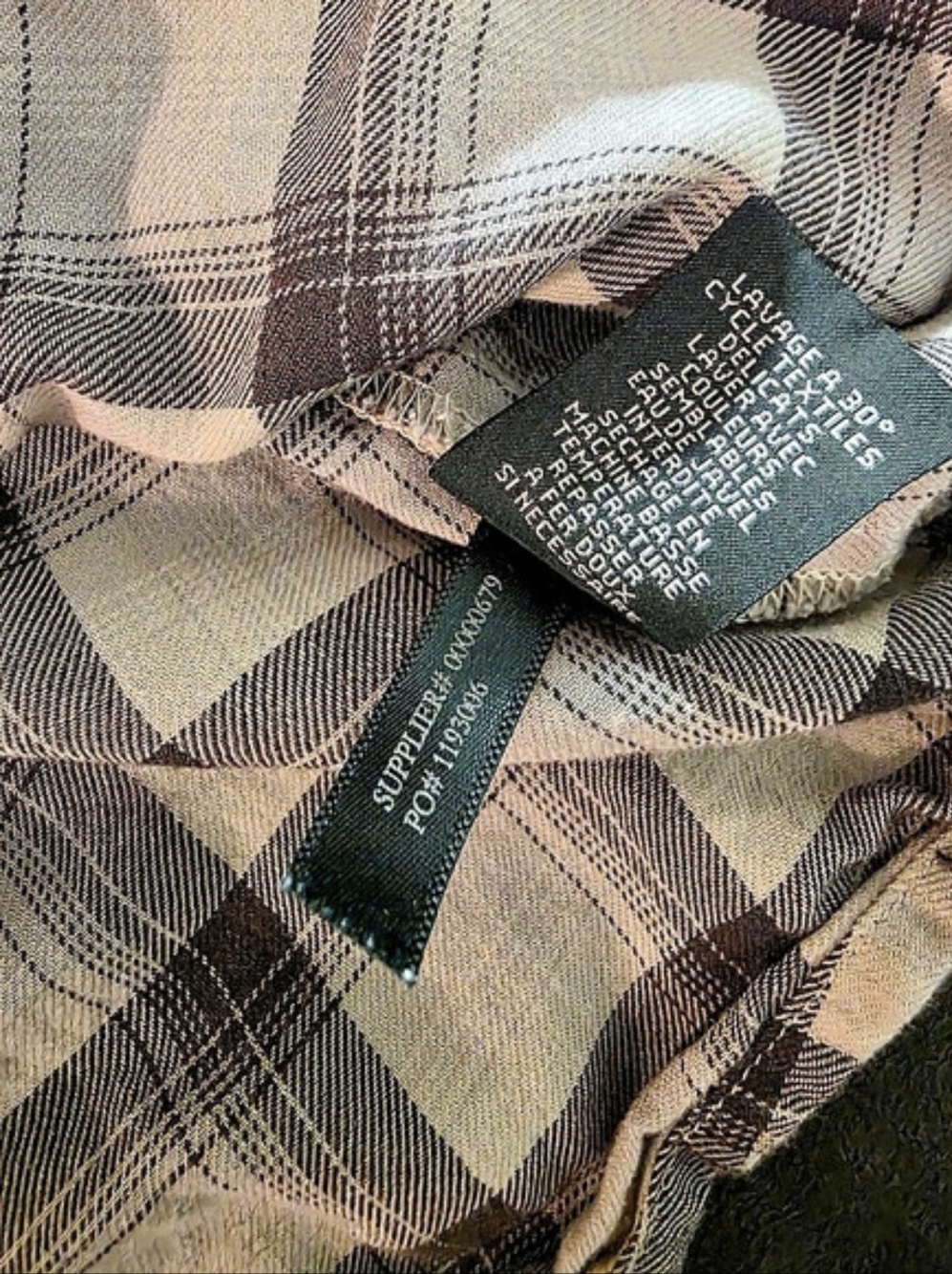 Lauren Ralph Lauren Cream and Gray Plaid Button-Down Tie-Neck Shirt-Large - Picture 6 of 11
